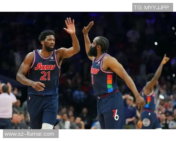 76人与热火上演东部巅峰对决恩比德巴特勒领衔激情碰撞